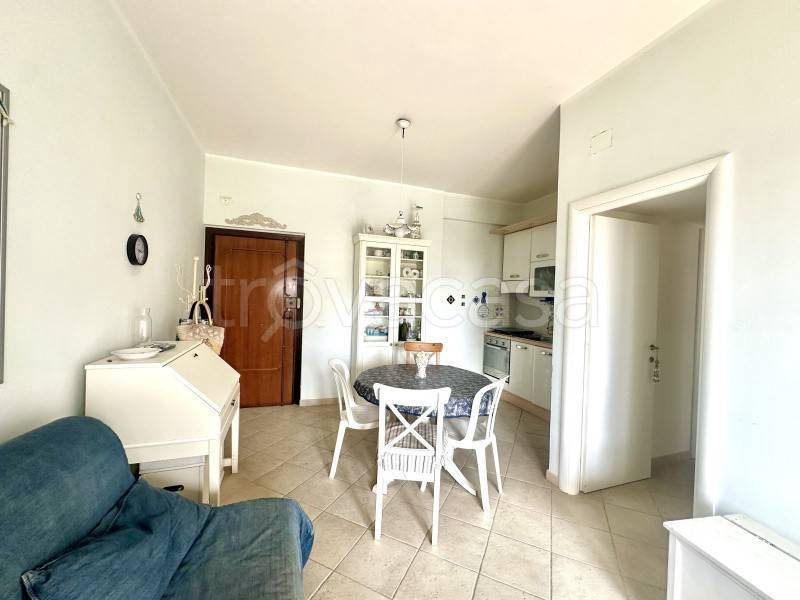 appartamento in vendita ad Anzio in zona Mare