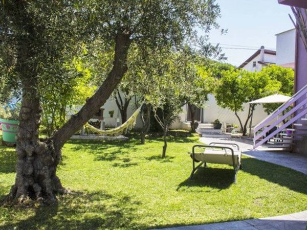 casa indipendente in vendita ad Anzio in zona Cincinnato