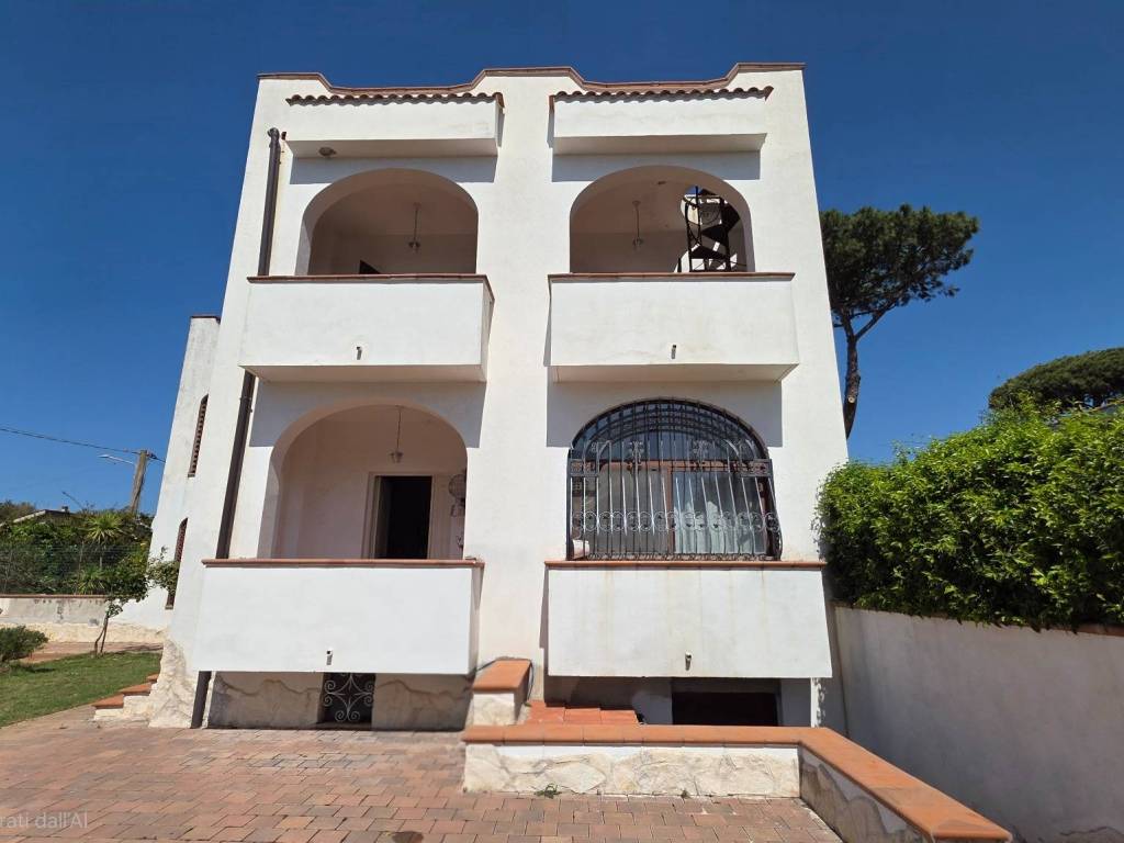 casa indipendente in vendita ad Anzio in zona Mare