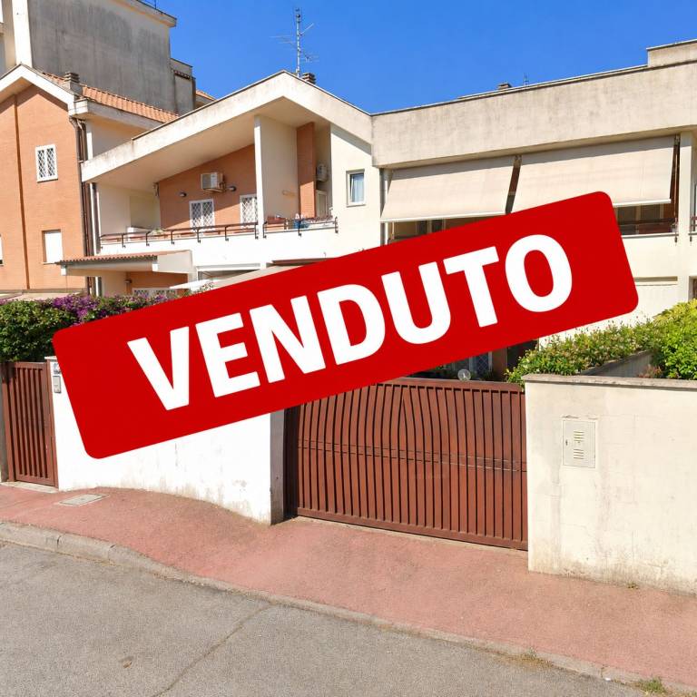 casa indipendente in vendita ad Anzio