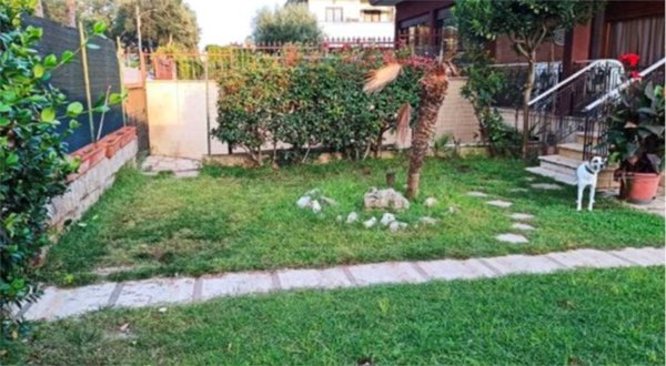 casa indipendente in vendita ad Anzio