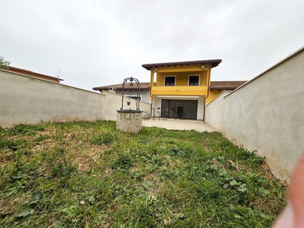 pentavano in vendita ad Anzio