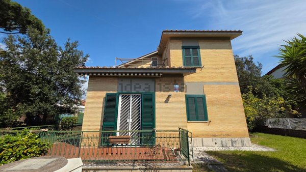casa indipendente in vendita ad Anzio in zona Cincinnato
