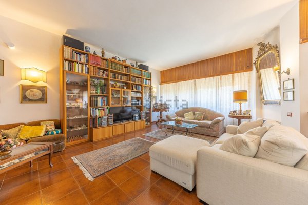 casa indipendente in vendita ad Anzio in zona Mare