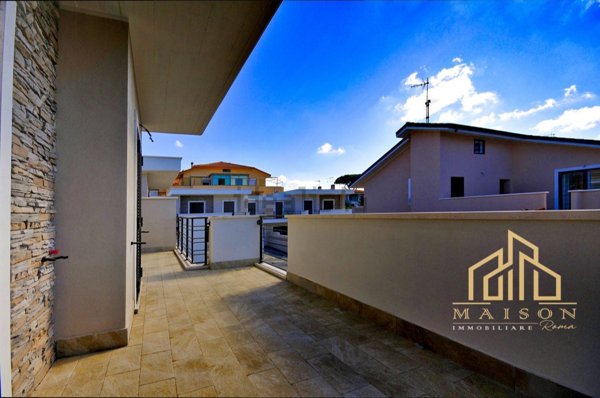 casa indipendente in vendita ad Anzio in zona Mare