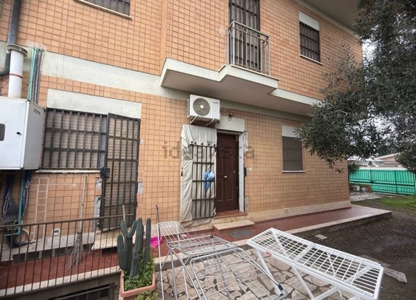 casa indipendente in vendita ad Anzio in zona Mare