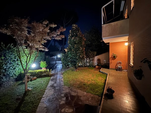 pentavano in vendita ad Anzio