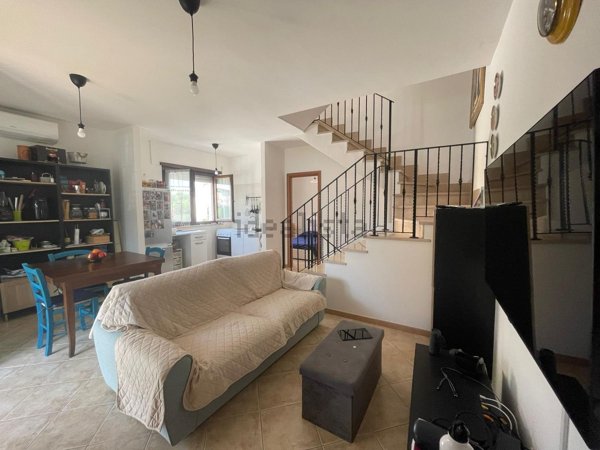 casa indipendente in vendita ad Anzio in zona Marechiaro