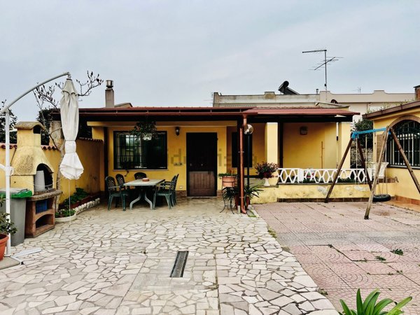 esavano in vendita ad Anzio