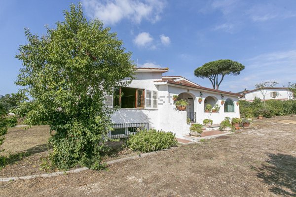casa indipendente in vendita ad Anzio