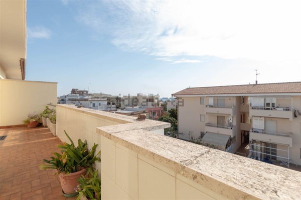 appartamento in vendita ad Anzio in zona Marechiaro