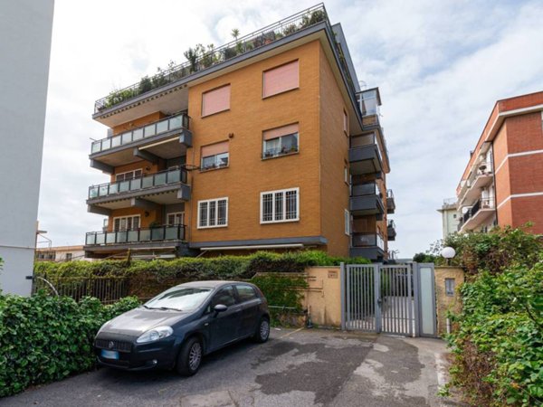 appartamento in vendita ad Anzio in zona Mare