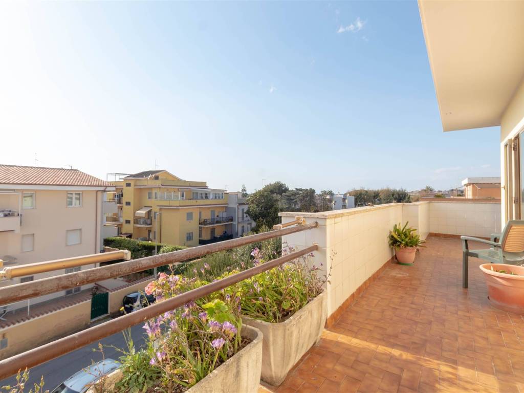 appartamento in vendita ad Anzio in zona Marechiaro