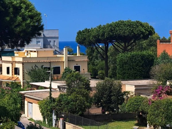 appartamento in vendita ad Anzio in zona Mare