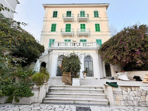 appartamento in vendita ad Anzio in zona Mare