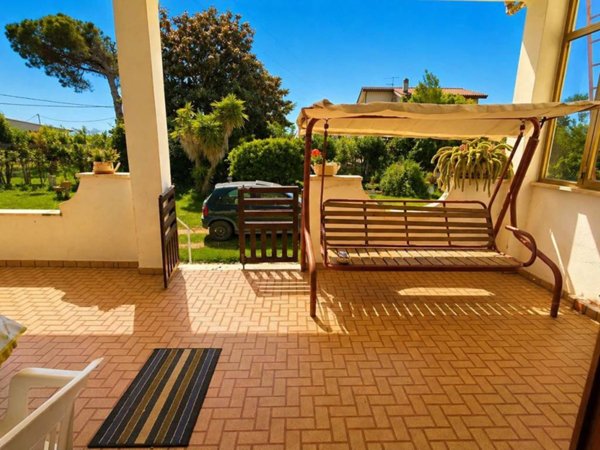 casa indipendente in vendita ad Anzio in zona Lido dei Pini
