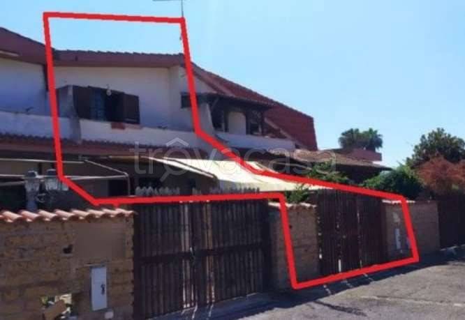 casa indipendente in vendita ad Anzio in zona Lido dei Pini