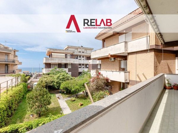 appartamento in vendita ad Anzio in zona Anzio Colonia