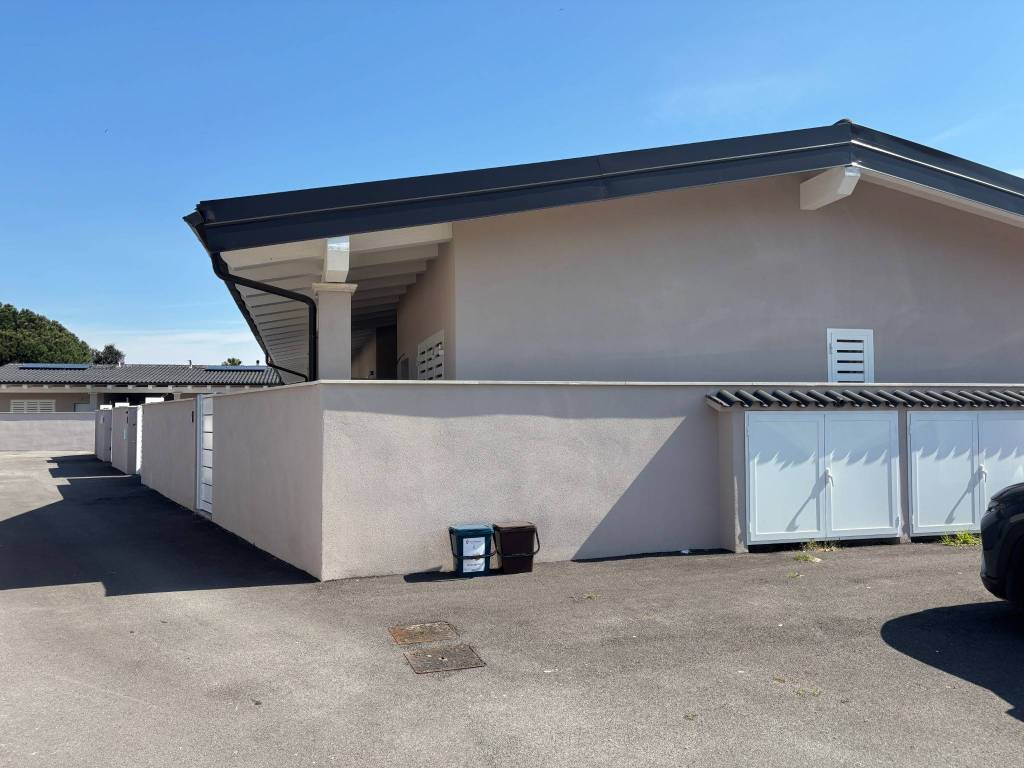 casa indipendente in vendita ad Anzio in zona Stazione