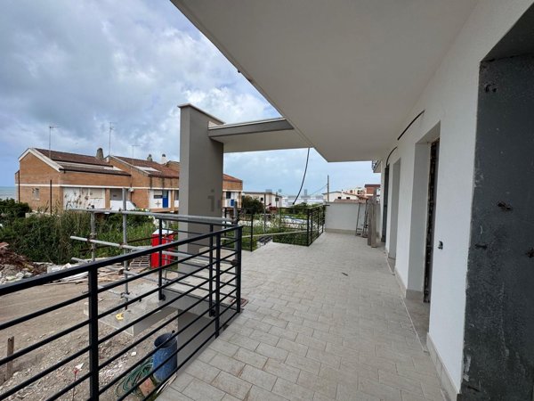 appartamento in vendita ad Anzio in zona Mare