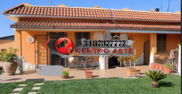 casa indipendente in vendita ad Anzio
