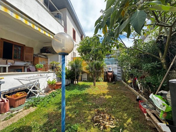 casa indipendente in vendita ad Anzio in zona Mare