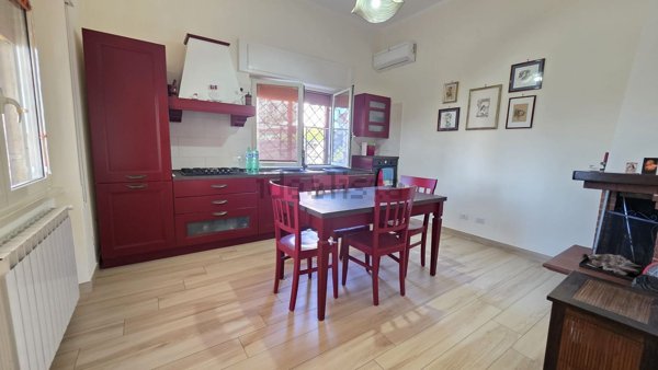 casa indipendente in vendita ad Anzio in zona Marechiaro