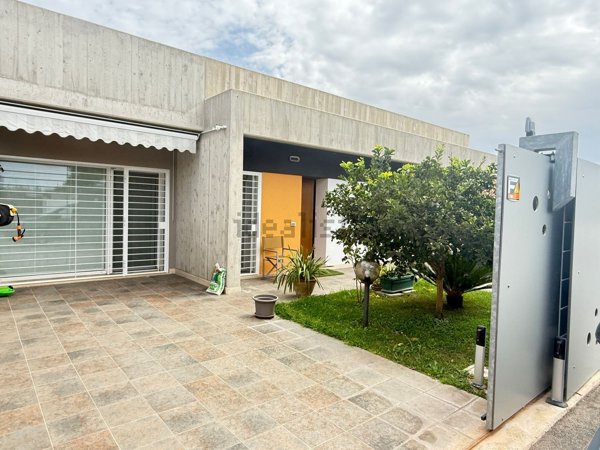 casa indipendente in vendita ad Anzio