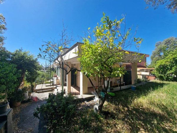 casa indipendente in vendita ad Anzio in zona Villa Claudia