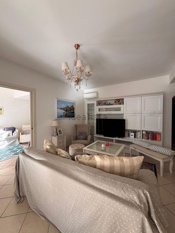 casa indipendente in vendita ad Anzio in zona Stazione
