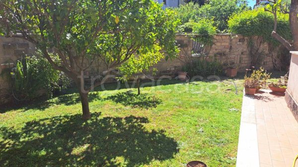 casa indipendente in vendita ad Anzio in zona Villa Claudia