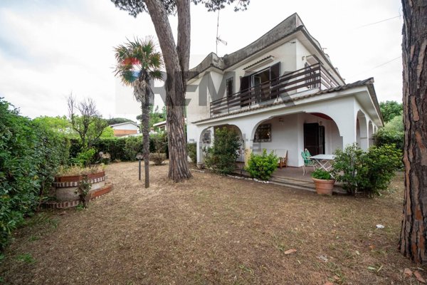 casa indipendente in vendita ad Anzio in zona Mare