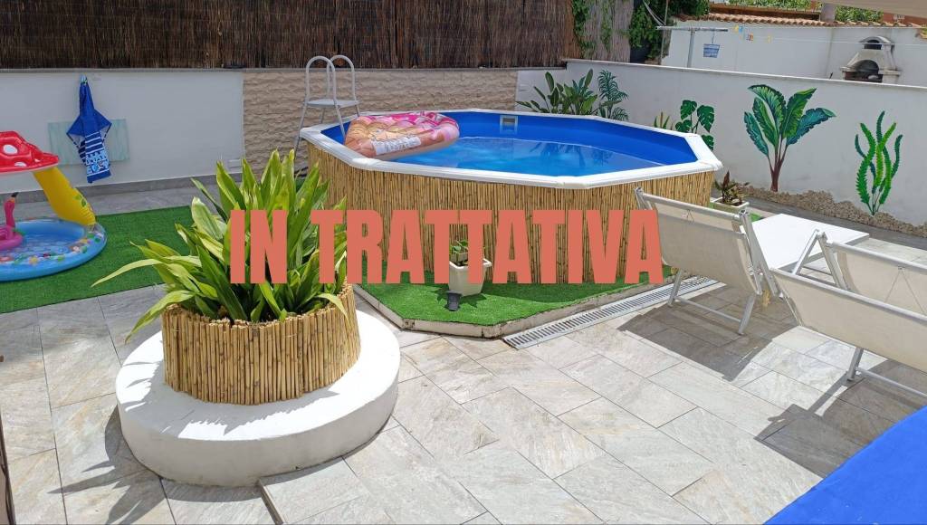 appartamento in vendita ad Anzio in zona Villa Claudia