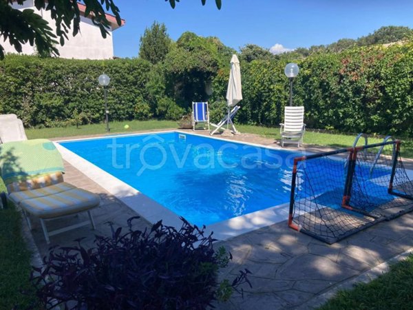 casa indipendente in vendita ad Anzio in zona Villa Claudia