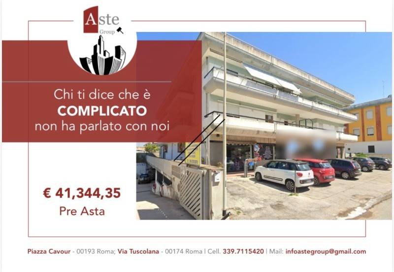 negozio in vendita ad Anzio