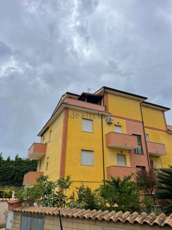 appartamento in vendita ad Anzio in zona Mare