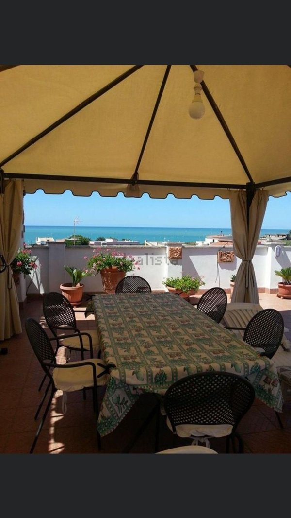 appartamento in vendita ad Anzio in zona Marechiaro