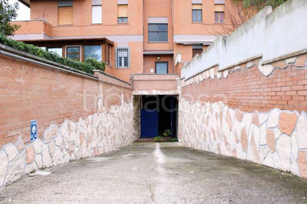 locale di sgombero in vendita ad Anzio in zona Lido dei Pini