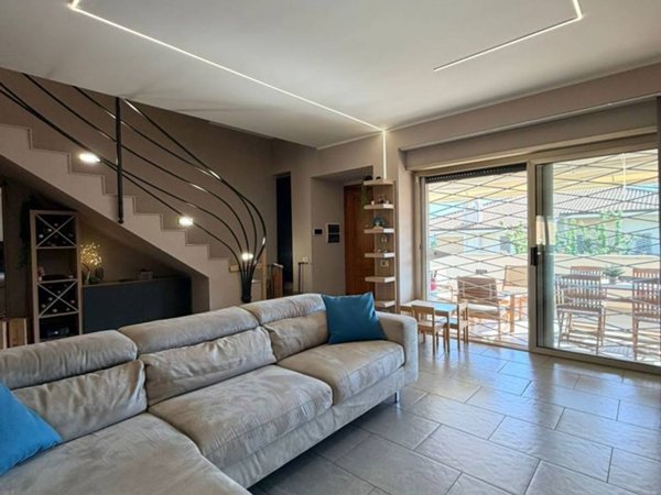 casa indipendente in vendita ad Anzio in zona Mare