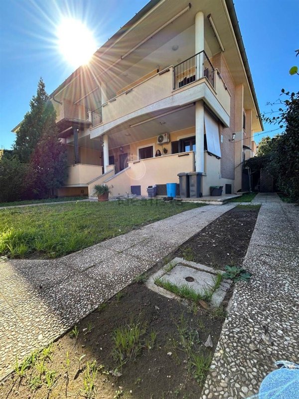 casa indipendente in vendita ad Anzio