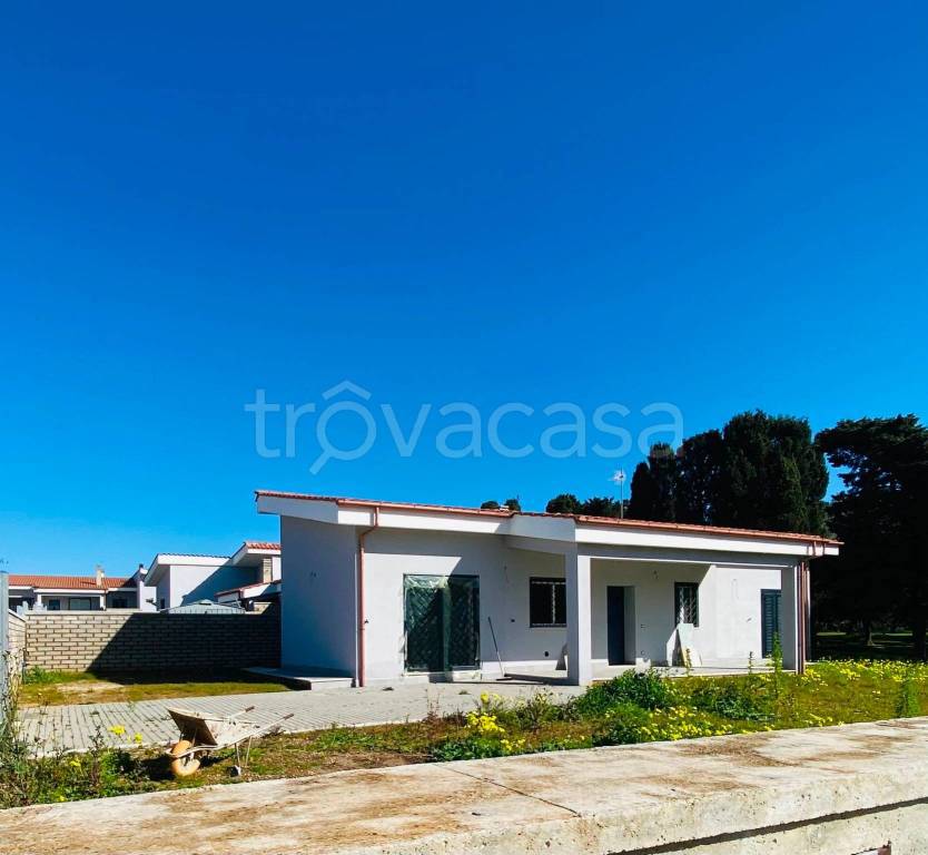 casa indipendente in vendita ad Anzio