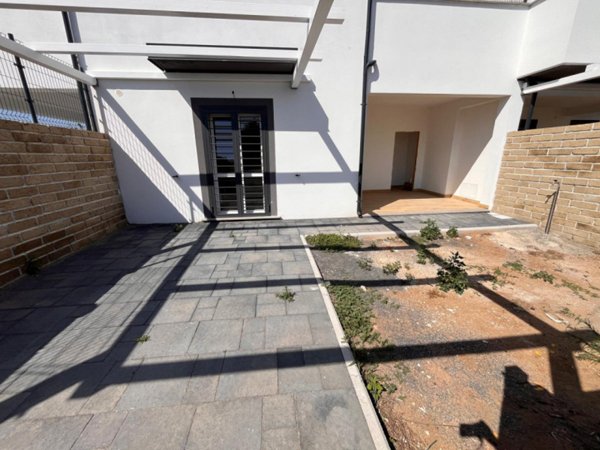 casa semindipendente in vendita ad Anzio in zona Mare