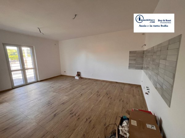 casa semindipendente in vendita ad Anzio in zona Mare