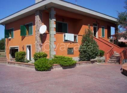 casa indipendente in vendita ad Anzio