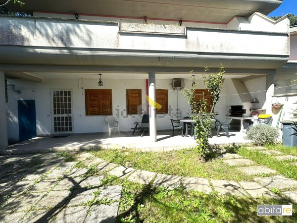 casa indipendente in vendita ad Anzio in zona Villa Claudia