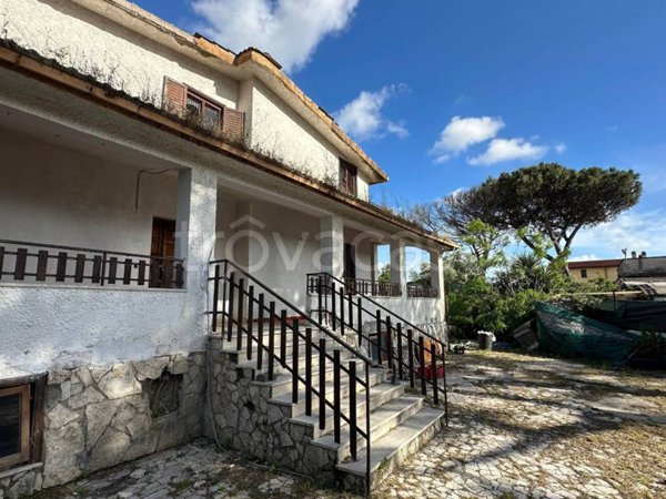 casa indipendente in vendita ad Anzio in zona Stazione