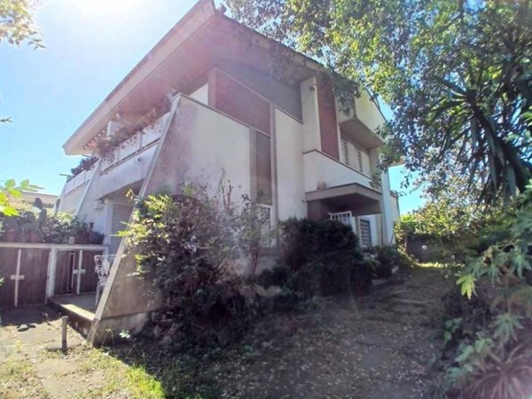 casa indipendente in vendita ad Anzio in zona Villa Claudia