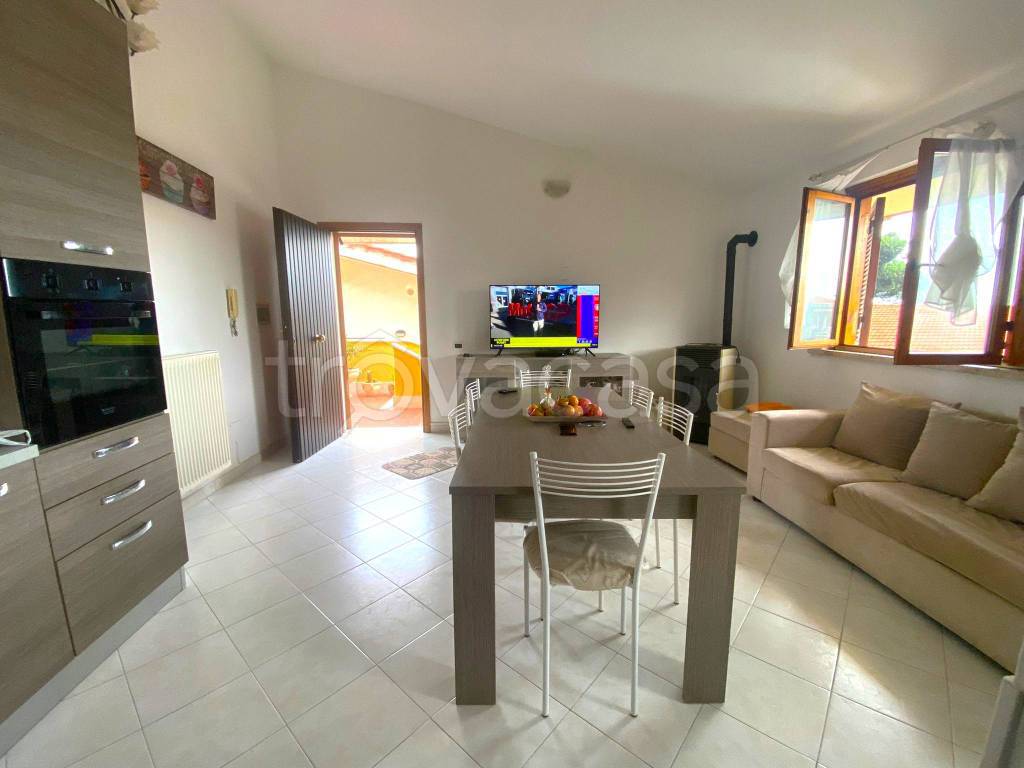 appartamento in vendita ad Anzio in zona Villa Claudia