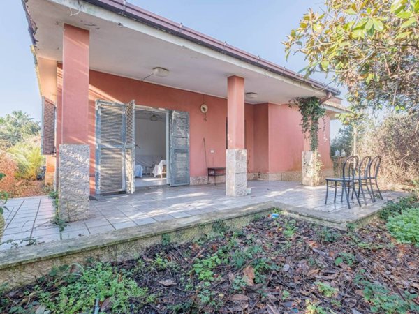 casa indipendente in vendita ad Anzio in zona Lido dei Pini