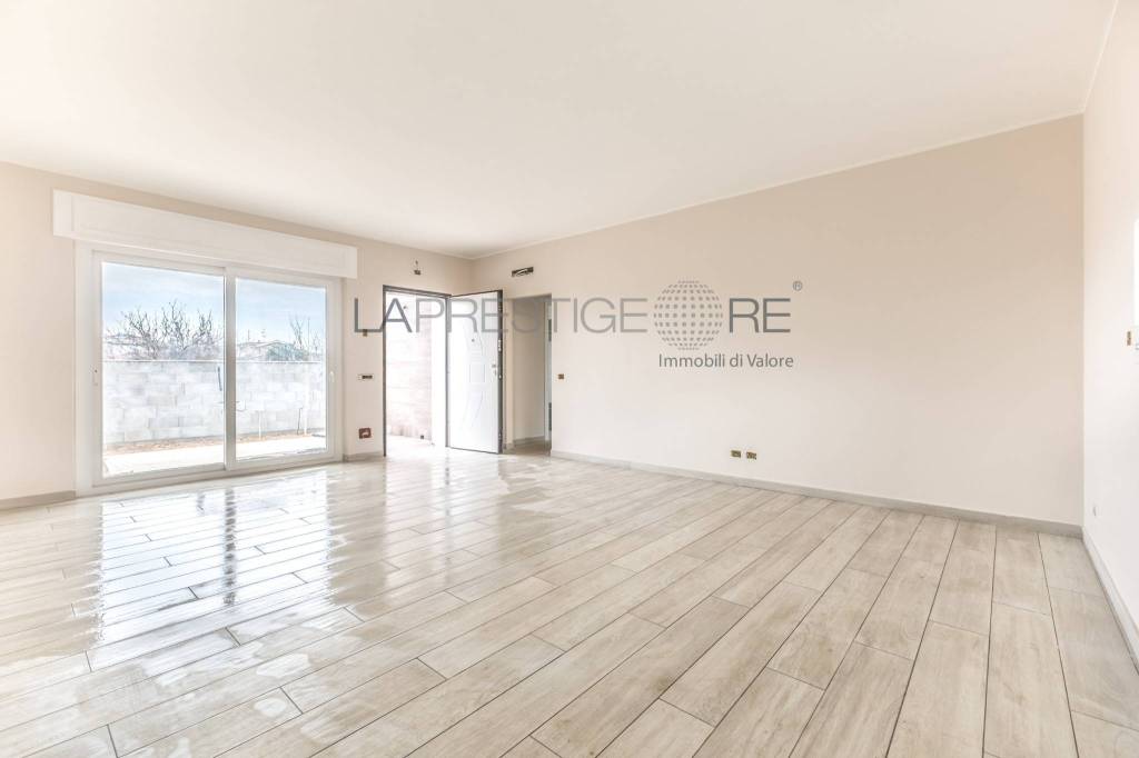 casa indipendente in vendita ad Anzio